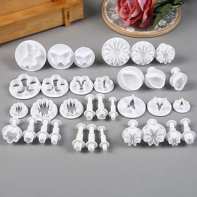 Creative Cake Decorating Set - 33 Pieces