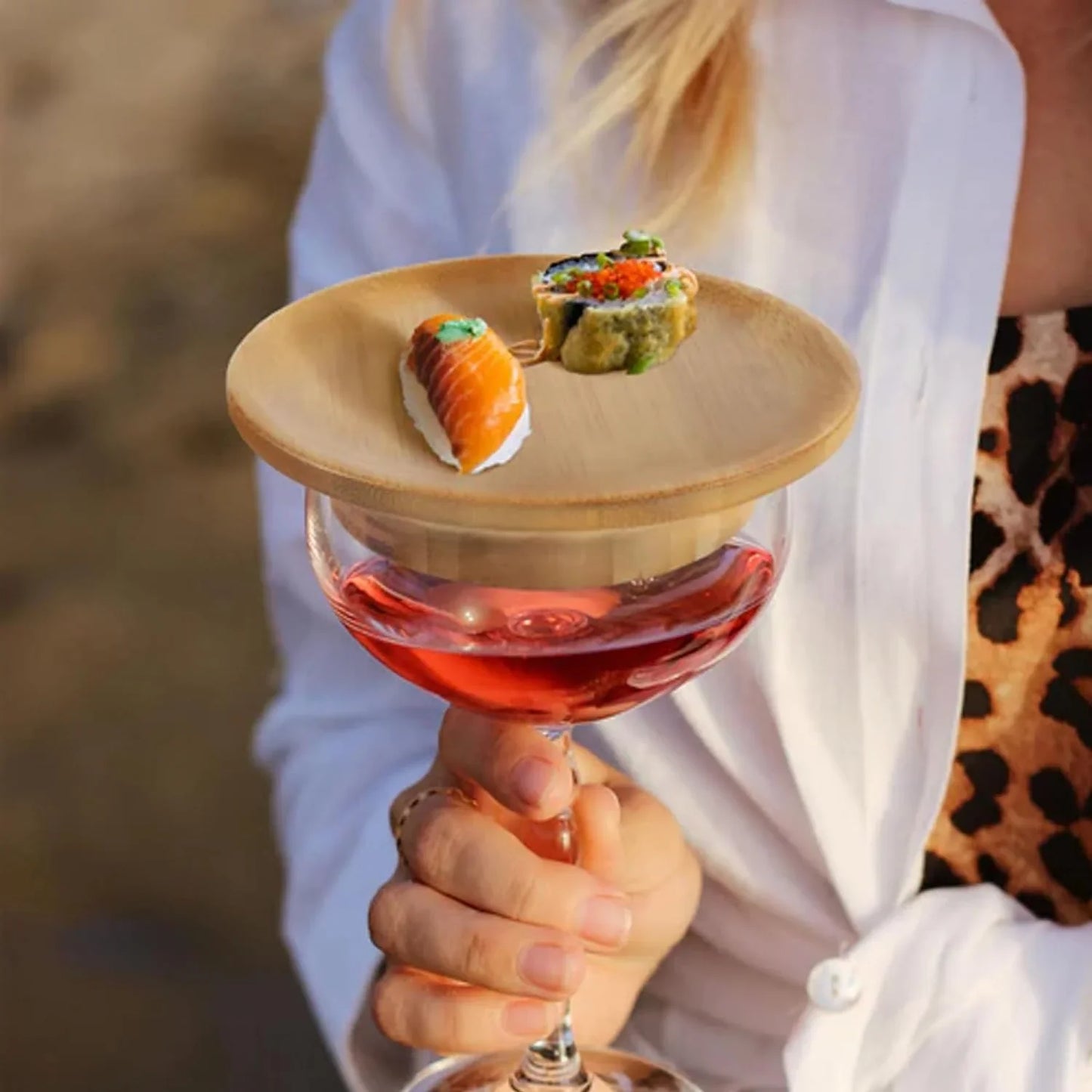 Elegant Wine Glass Centrepiece - Perfect for Wine and Snacks