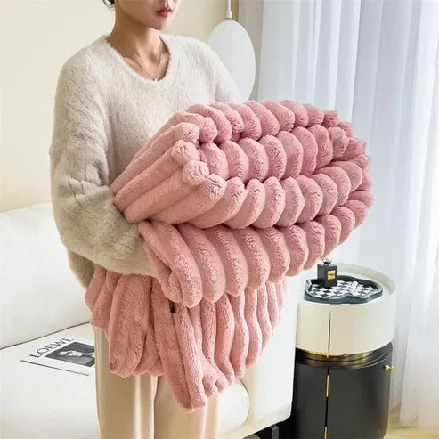 Extra Large Plush Cosy Blanket