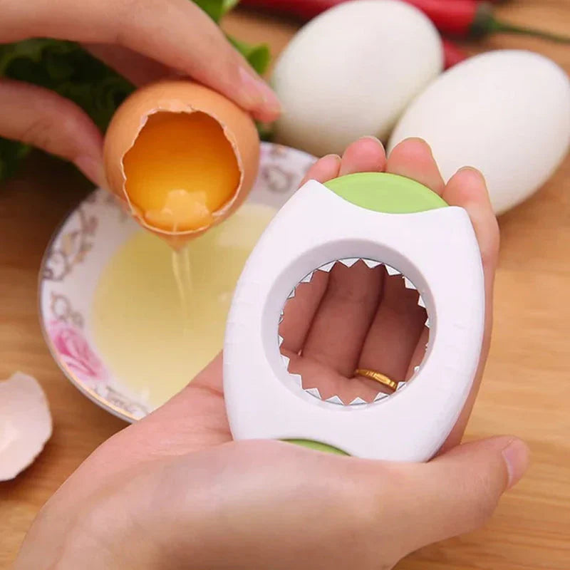Eggshell Crackers Deluxe