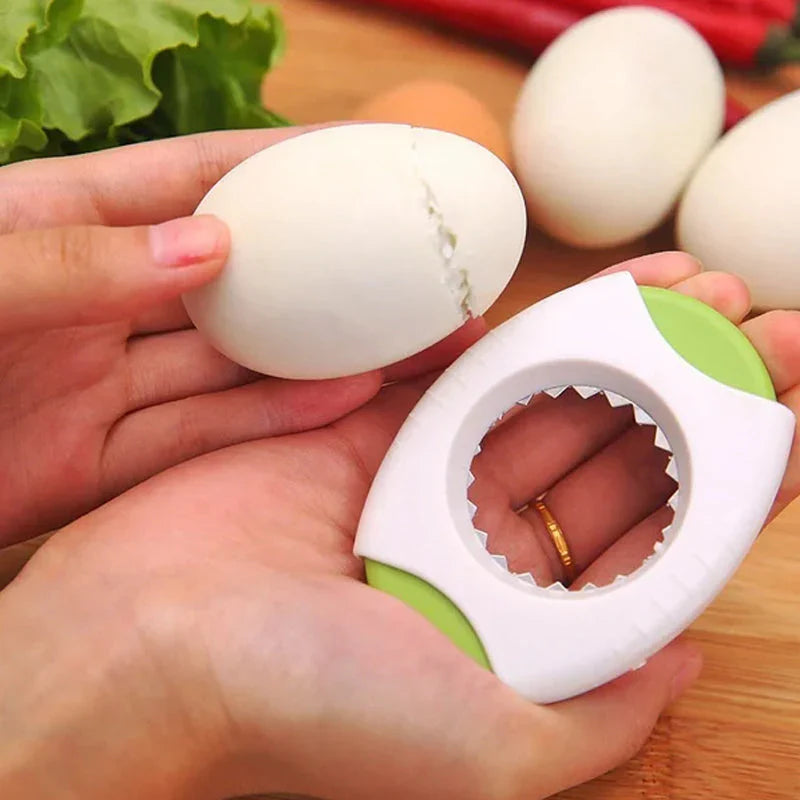 Eggshell Crackers Deluxe
