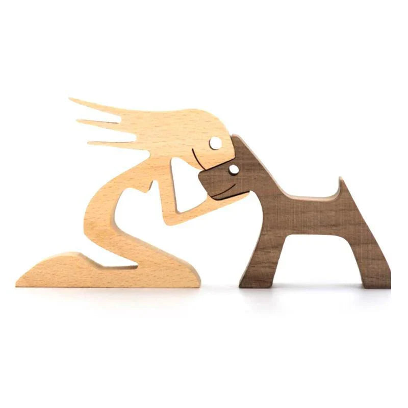 Herzmoment - Hand - Carved Wooden Sculpture