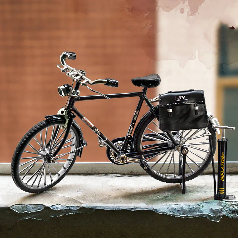 Retro Bicycle Model - Detailed Miniature for Collectors