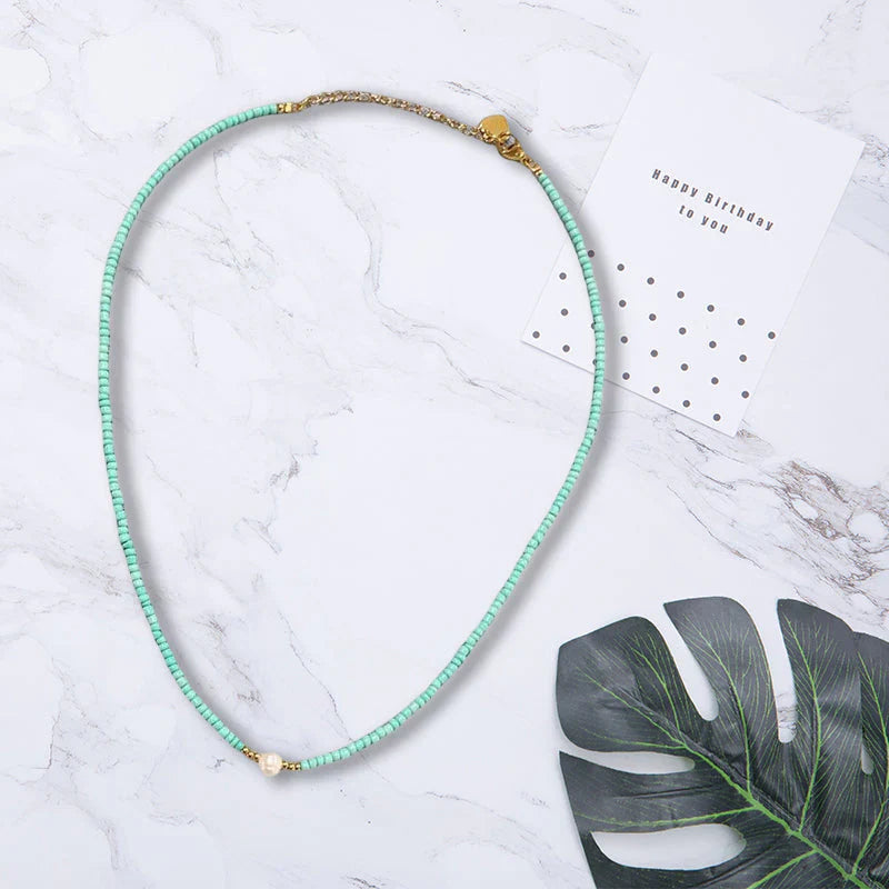 Elegant Pearl Necklace - Timeless Beauty with Style!
