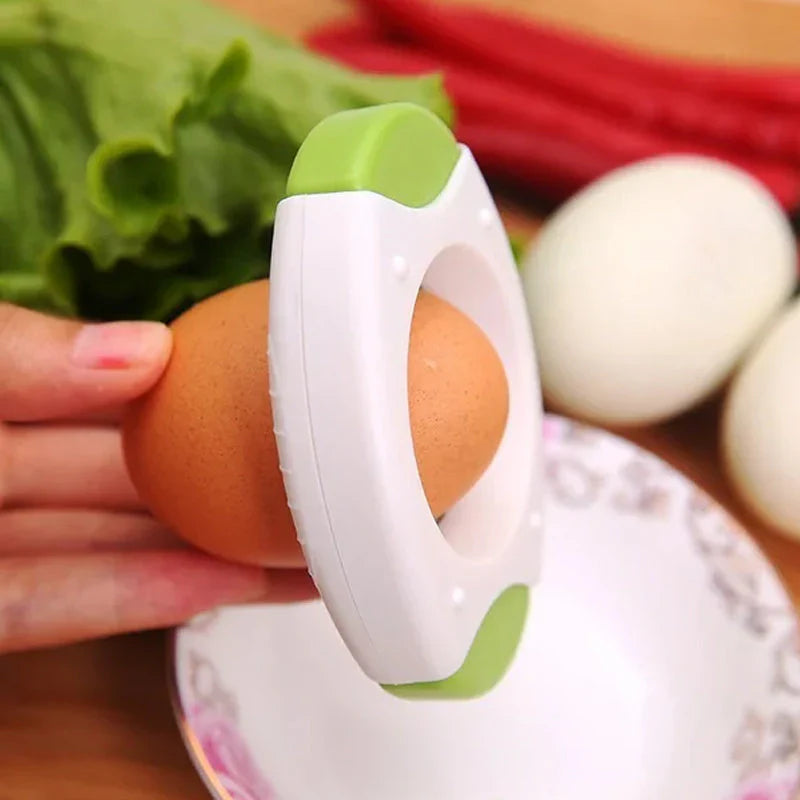 Eggshell Crackers Deluxe