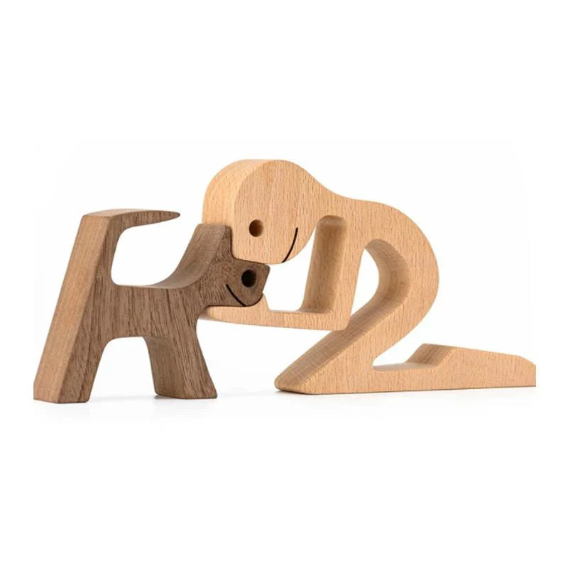 Herzmoment - Hand - Carved Wooden Sculpture