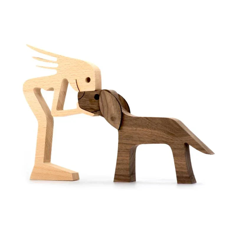 Herzmoment - Hand - Carved Wooden Sculpture