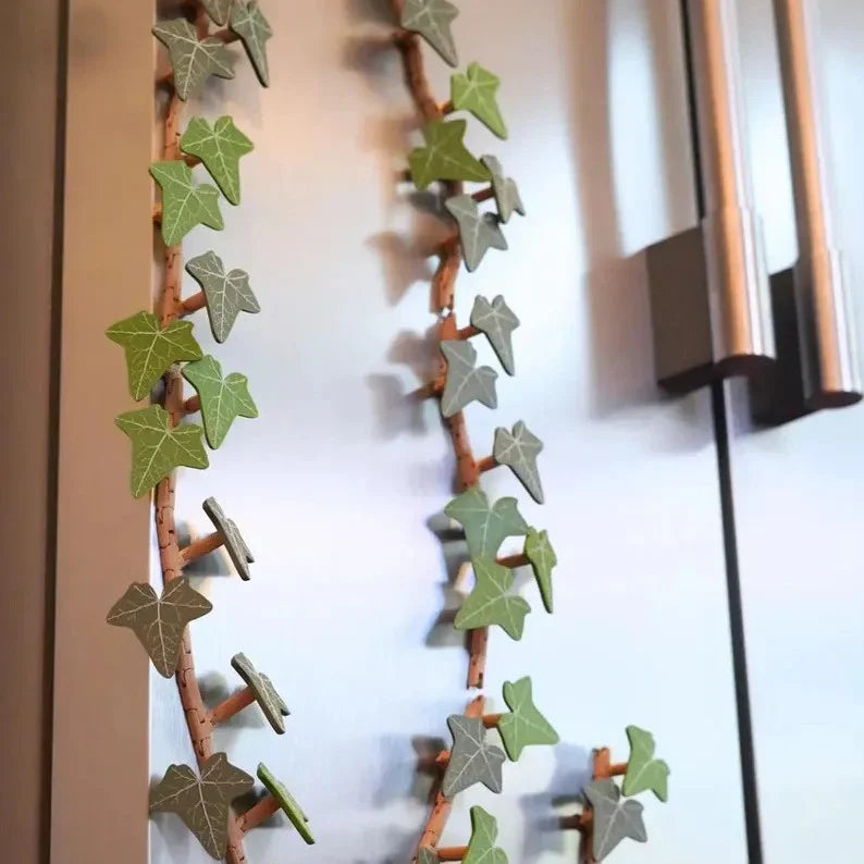 Stylish Ivy Fridge Magnet