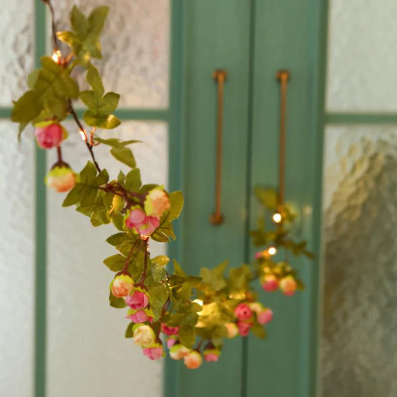 Solar - Powered Rattan Fairy Lights - Atmospheric Light for Your Home