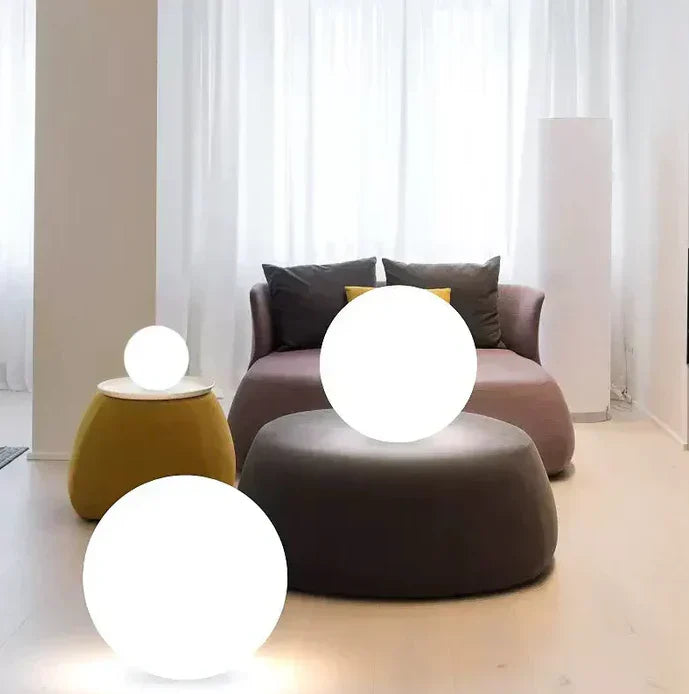 Decorative Garden Light with Round Design