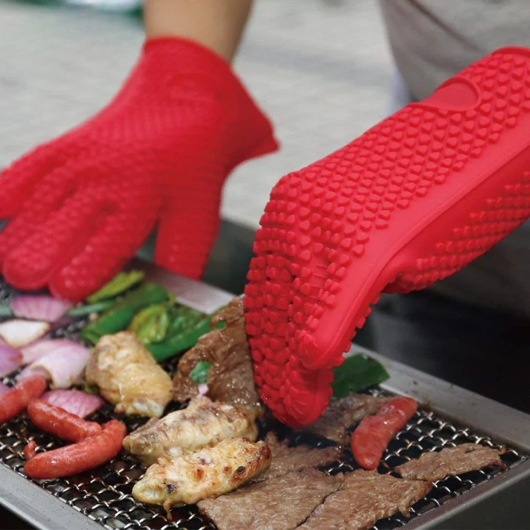 Silicone Heat Protection Gloves - Safe Gripping at High Temperatures!