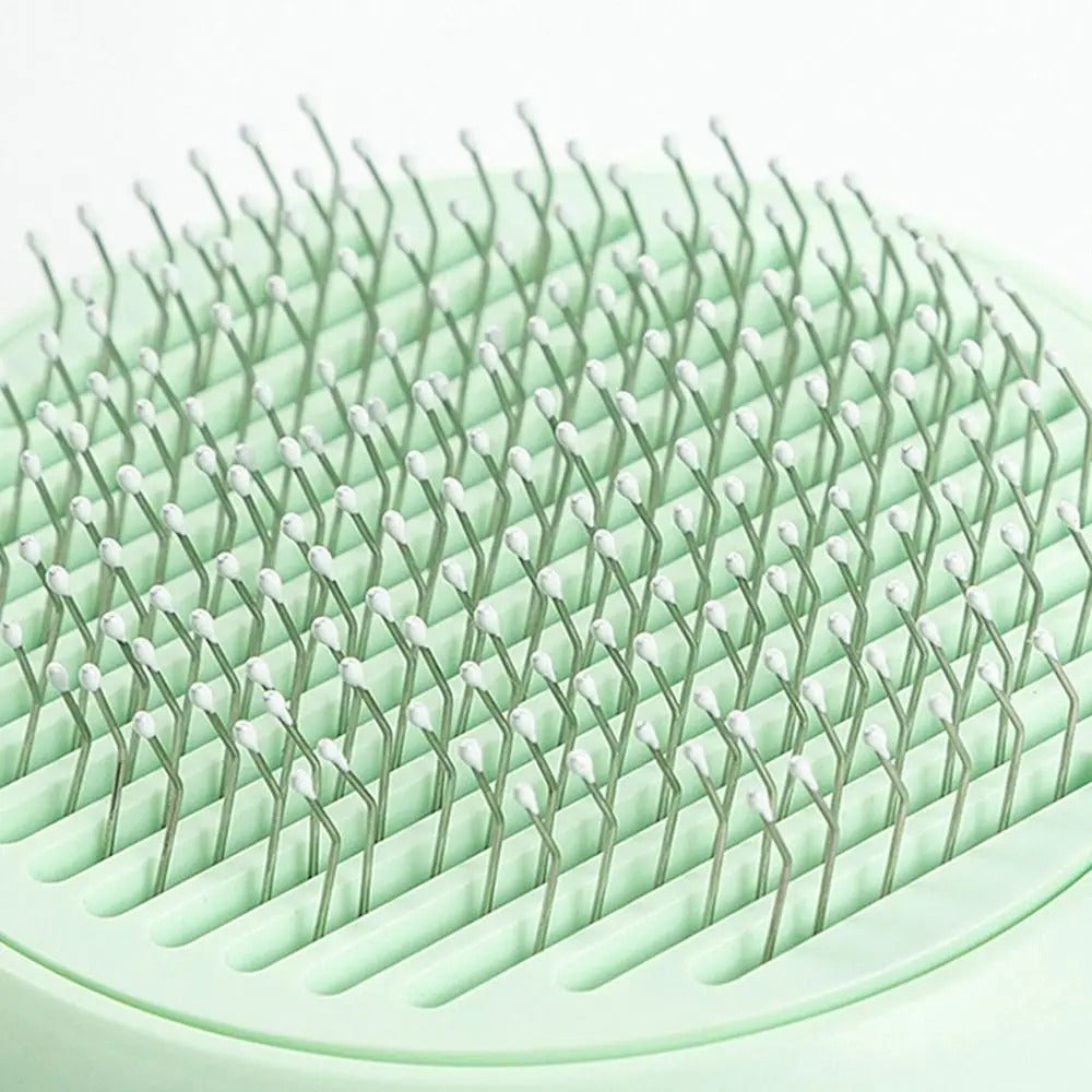 Retractable Grooming Comb - Gentle Grooming and Fun for Cats