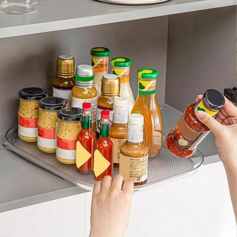 Refrigerator Spice Storage with Rotating Function