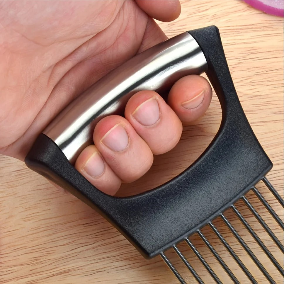 Multi-Functional Cutting Assistant