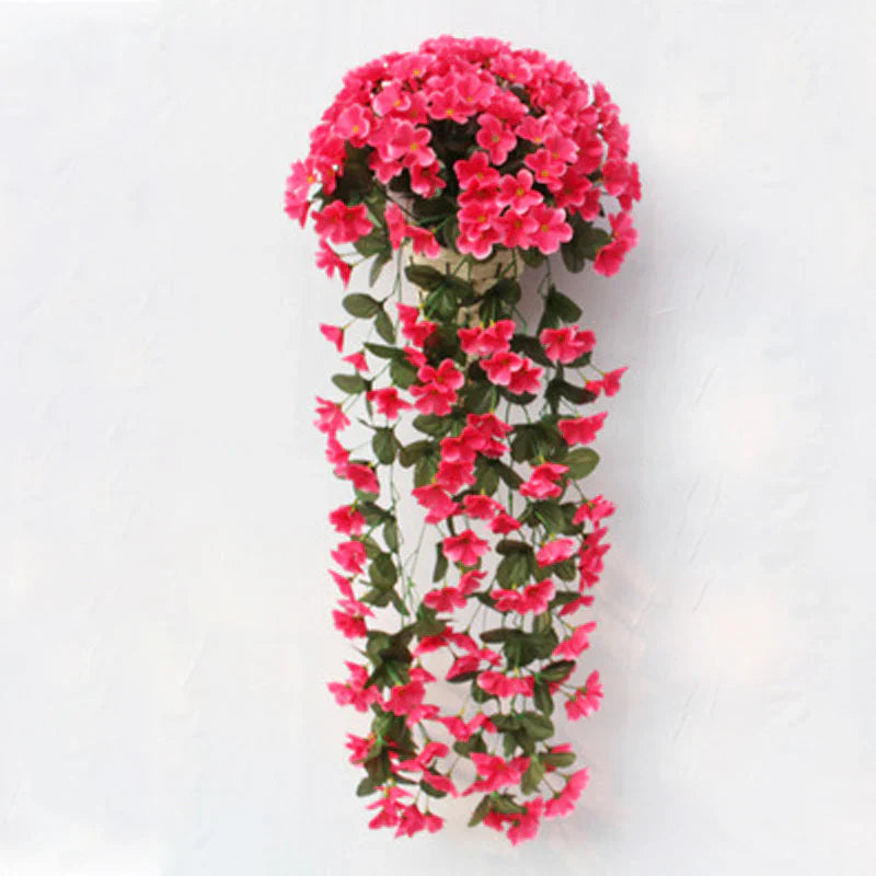 Decorative Hanging Basket with Artificial Violets - Elegance for Your Home!