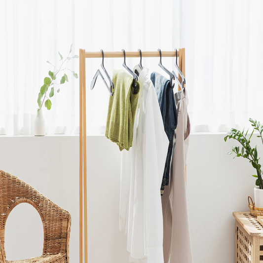 Space - Saving Clothes Organiser with Non - Slip Hurdle Design