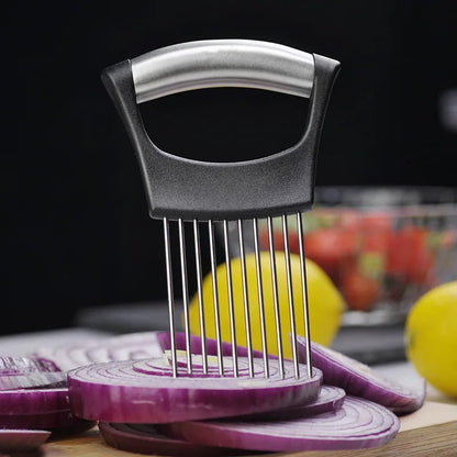 Multifunctional Cutting Assistant